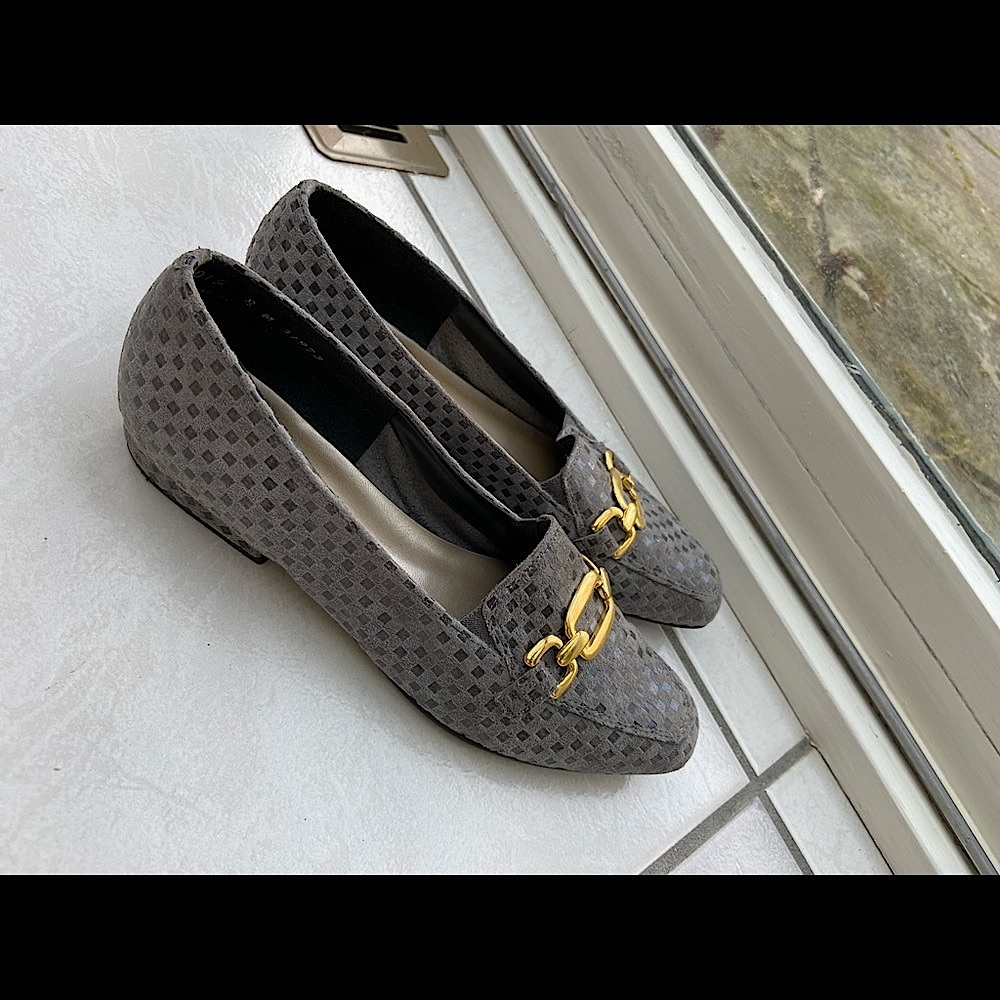 California Magdesians suede flats - Picture 4 of 5
